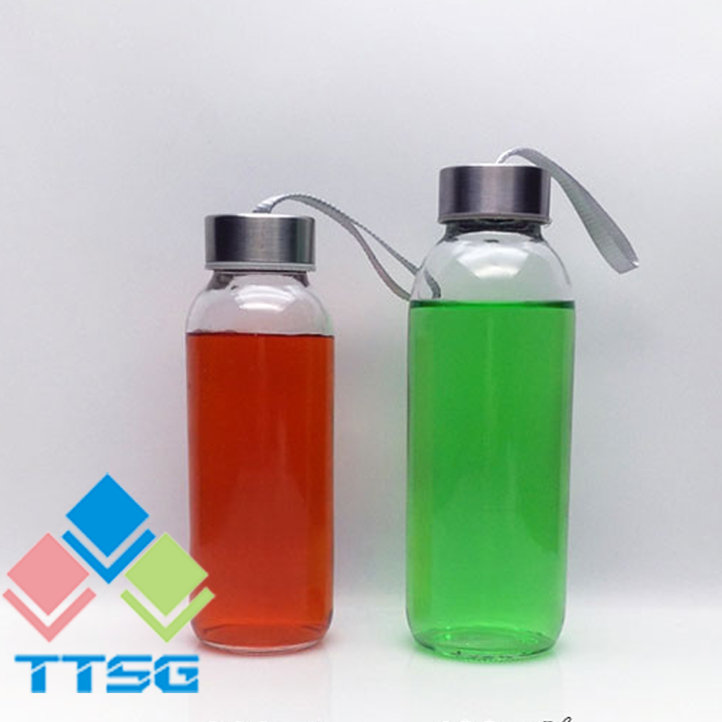 Chai thủy tinh nắp vặn, nắp dây xách CTR 500ml